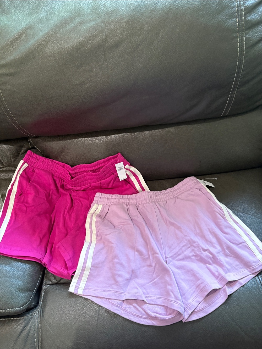 Old navy set of two sweat shorts in dragon fruit and lilac 5 in inseam